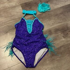 Beautiful Dance Costume with hair piece Size LC